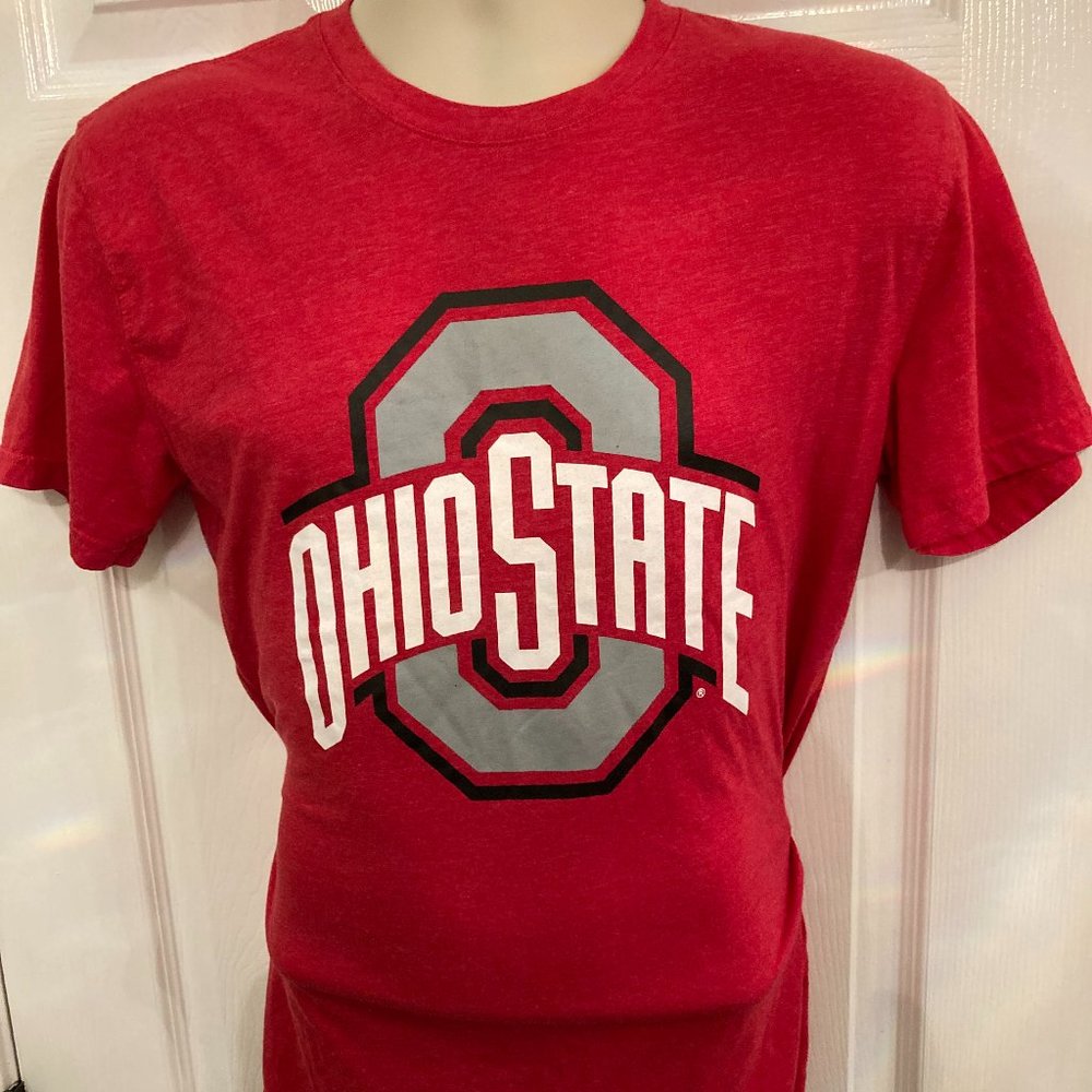 The Ohio State buckeyes tee-shirt.